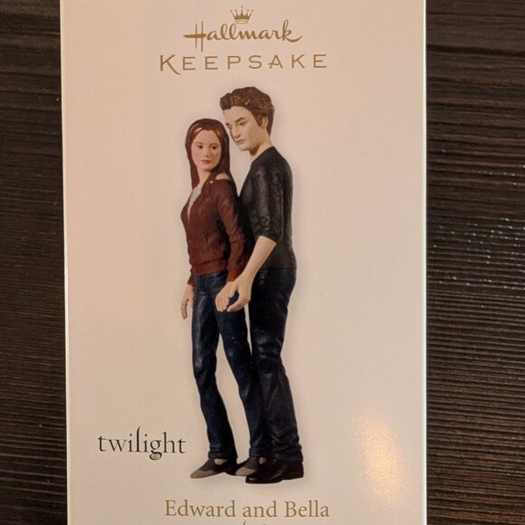 Hallmark Keepsake Twilight Saga Edward & Bella 2010 Christmas Ornament New - Picture 1 of 4